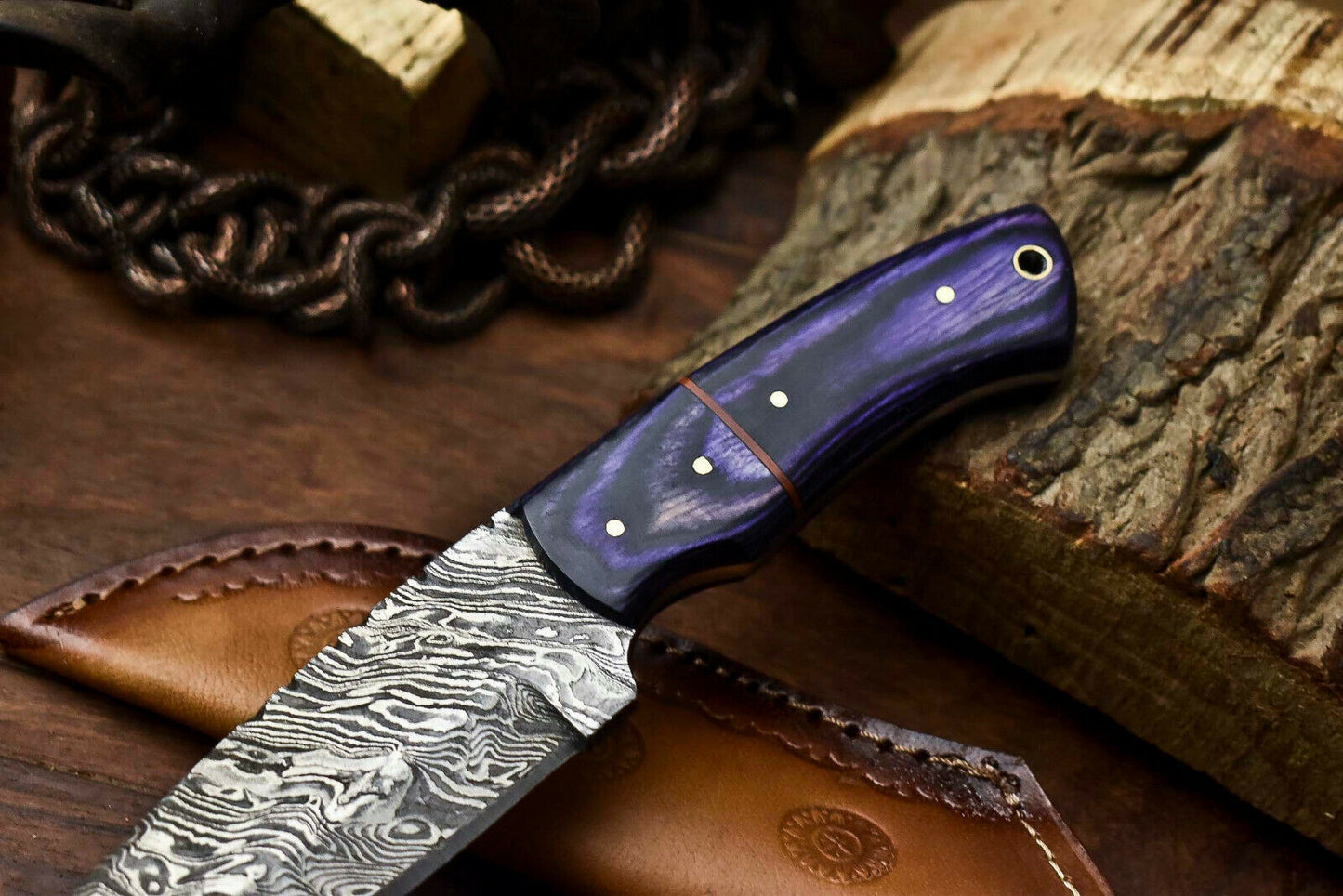 HS-674 Custom Handmade Damascus Steel Skinner Knife - Beautiful Hard Wood Handle