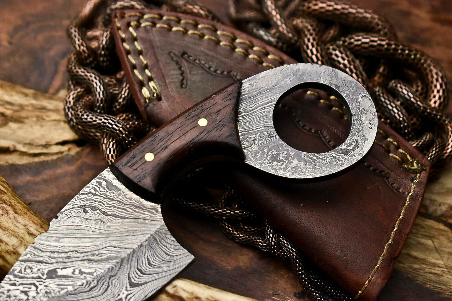 HS-678 Custom Handmade Damascus Steel Skinner Knife - Beautiful Wood Handle