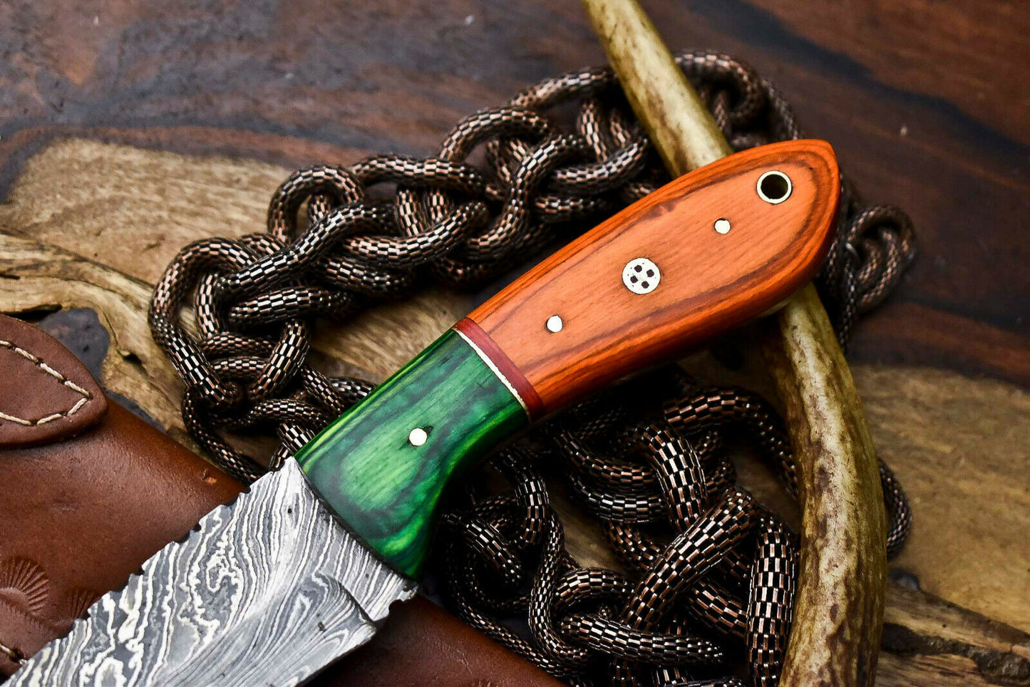 HS-691 Custom Handmade Damascus Steel Skinner Knife - Beautiful Hard Wood Handle