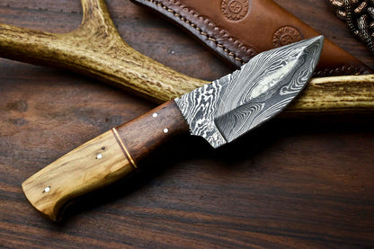 HS-634 Custom Handmade Damascus Hunting Skinning Blade Hunter Camping Full Tang Knife