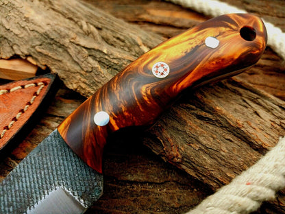 HS-590  Custom Handmade Damascus Skinner knife with wood handle