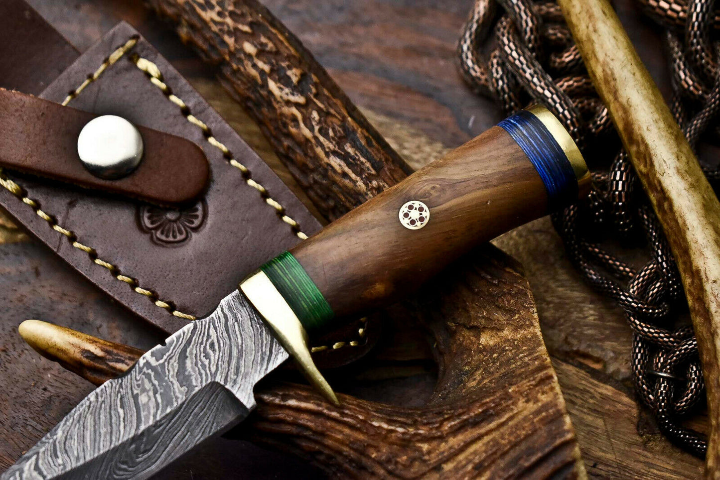 HS-714 Custom Handmade Awesome Walunt Wood Handle Damascus Steel Skinner Knife With Best Price