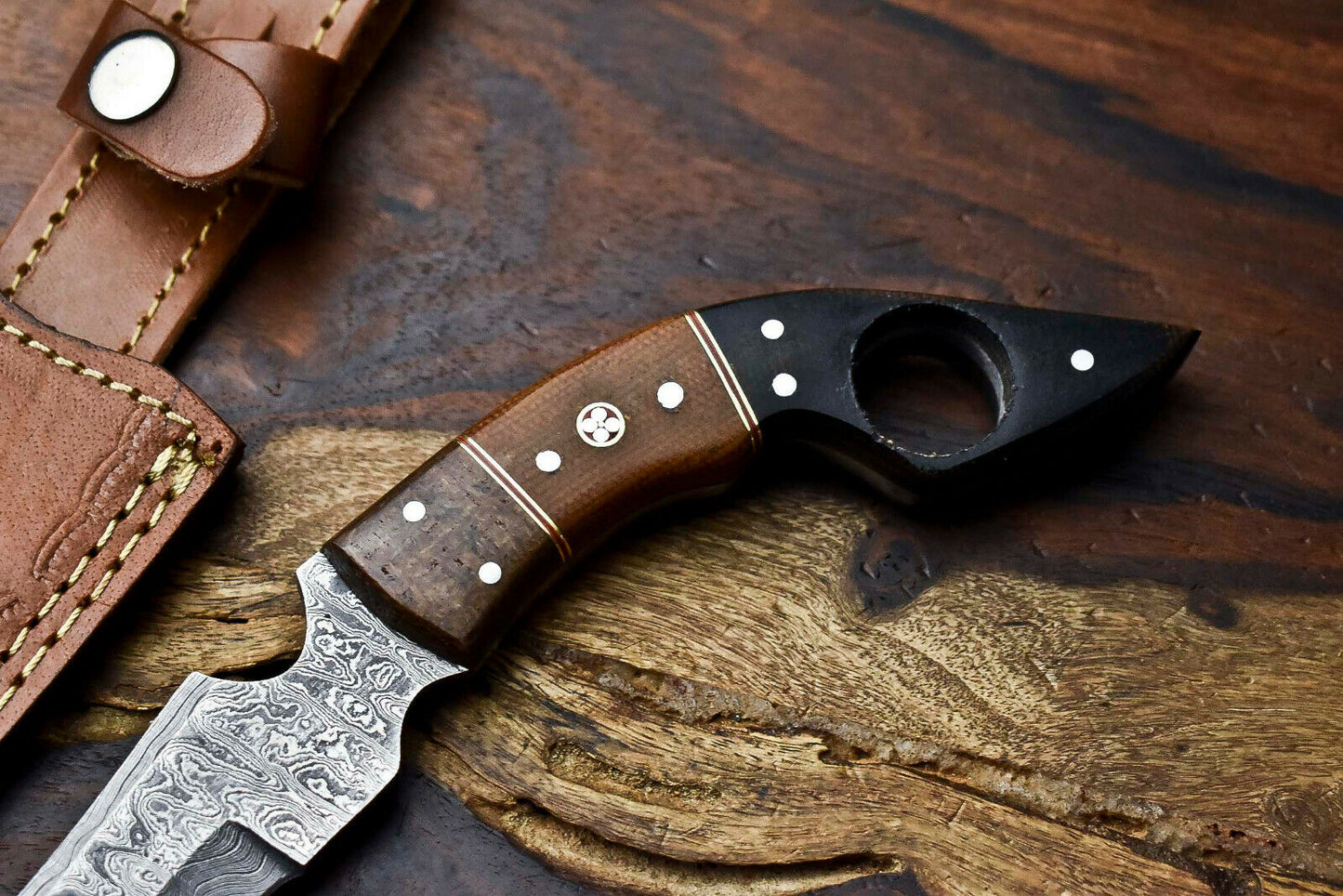 HS-901 Handmade Damascus Hunting Blade Karambit Full Tang Knife