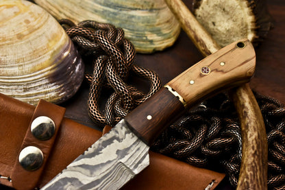 HS-723 Custom Handmade Damascus Steel Skinner Knife - Wood Handle