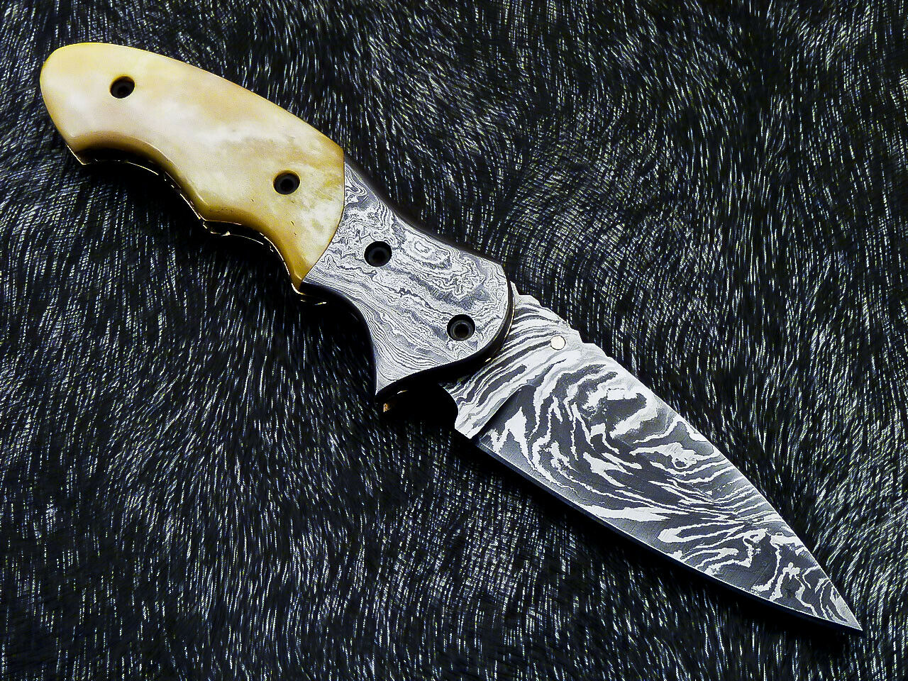 Damascus Liner Lock Folding Knife – Camel Bone | Twist Blade | HS-1124