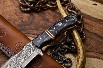 HS-920 Custom Handmade Damascus Steel Tracker Knife - Beautiful Hard Wood Handle
