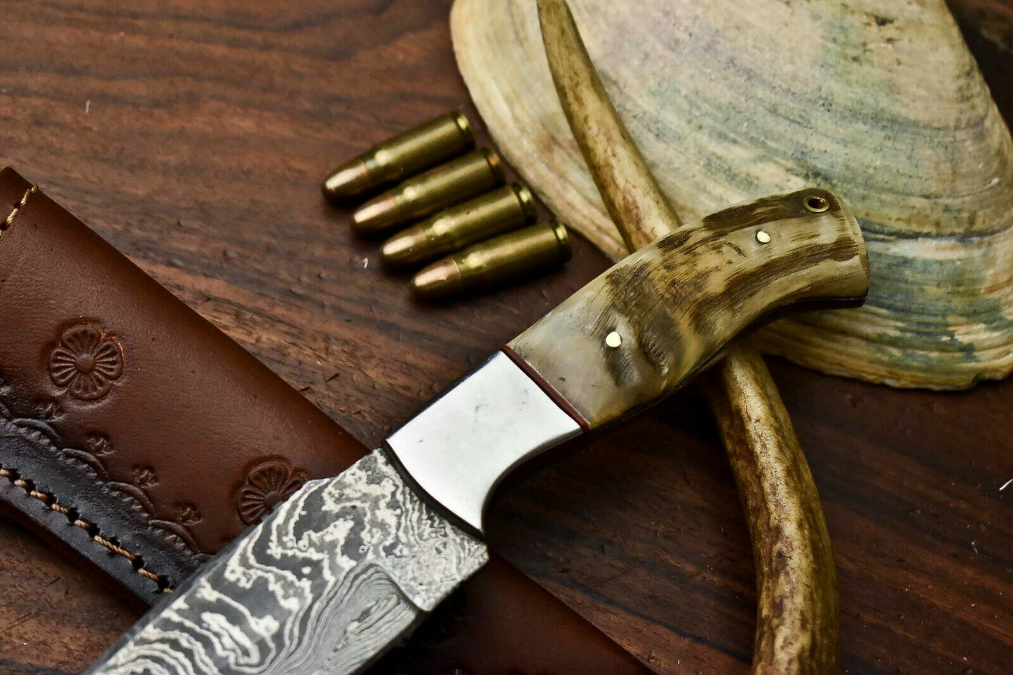 HS-631 Handmade Damascus Skinning Blade Camping Full Tang Knife