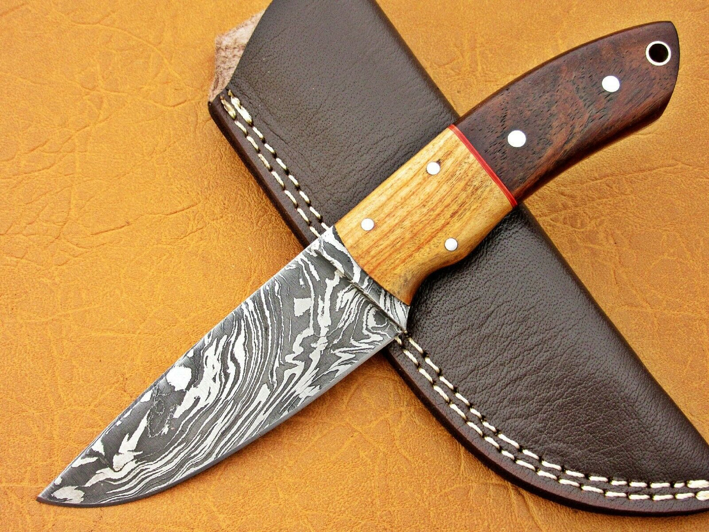 HS-773 Custom Handmade Damascus Skinner Knife With Wood Handle
