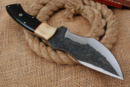 HS-936 Custom Handmade High Carbon Tracker-Hunting Knife With Buffalo Horn Handle