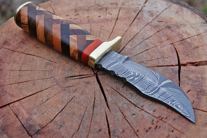 HS-430 | Custom Handmade Damascus Steel Hunitng Knife - Buffalo Horn Handle