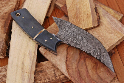 HS-442 | Custom Handmade Damascus Steel Awesome Hunting knife With Buffalo Horn Handle