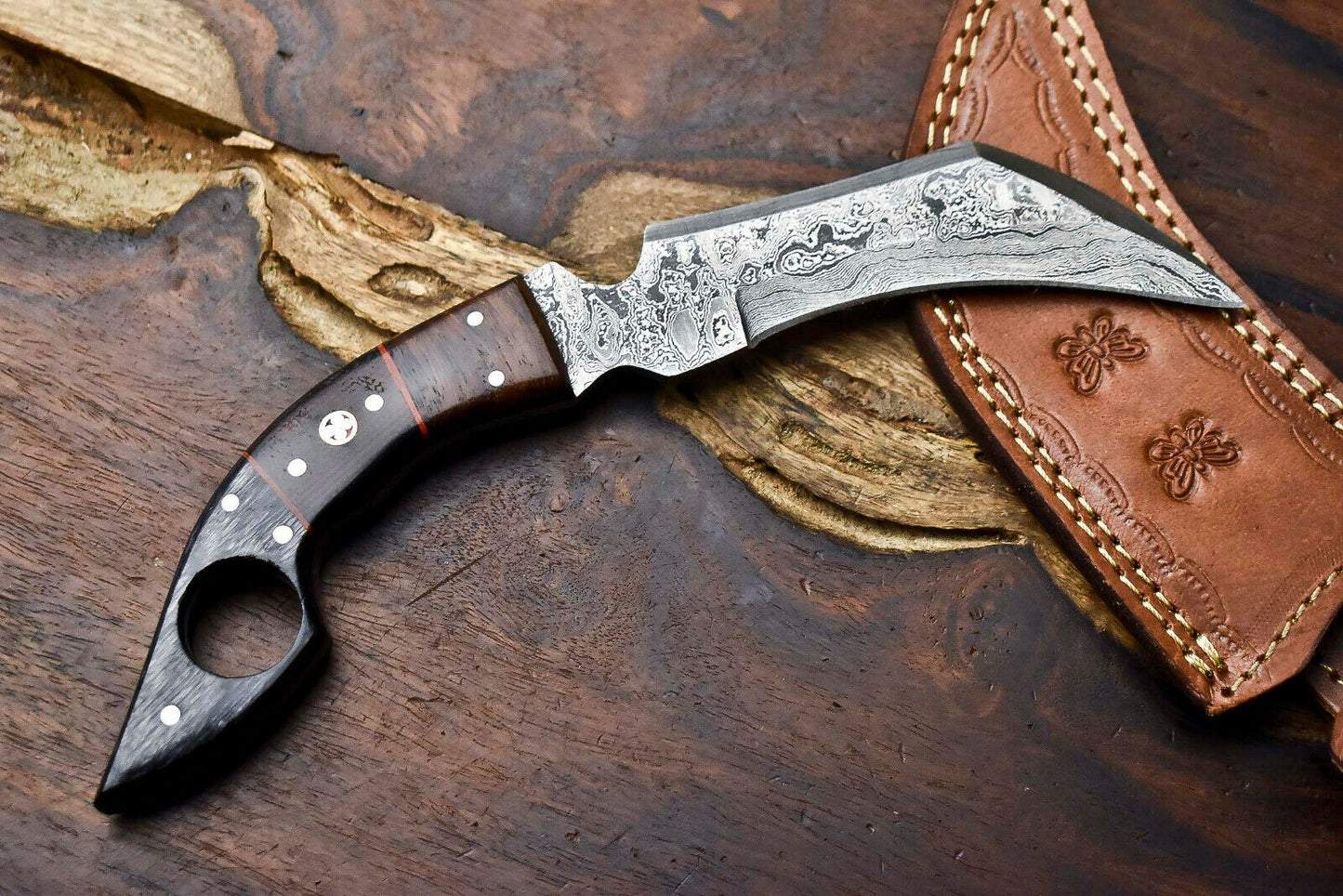 HS-899 Handmade Damascus Hunting Blade Karambit Full Tang Knife