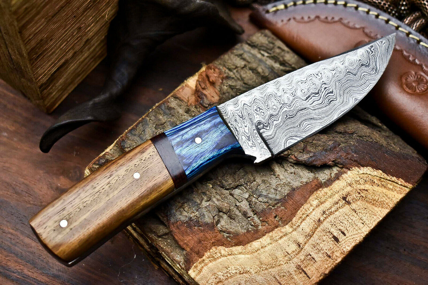 HS-699 Custom Handmade Damascus Steel Skinner Knife - Beautiful Wood Handle