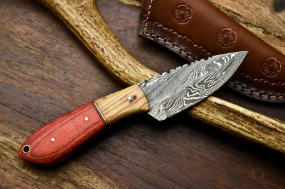 HS-659 Custom Handmade Damascus Steel Skinner Knife - Beautiful Hard Wood Handle