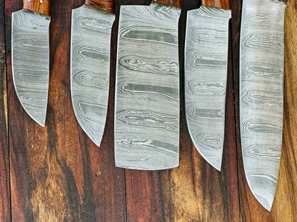 HS-136 '' Custom Handmade Damascus Kitchen Chef knife set, with Sheath, blue Wood Handle