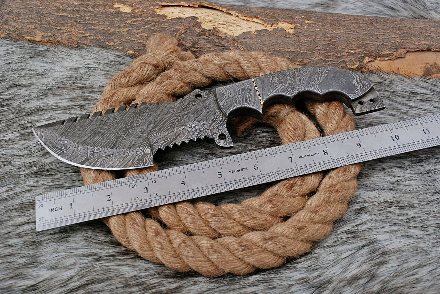 HS-943 Custom Handmade Damascus Hunting Tracker Knife With Damascus Handle