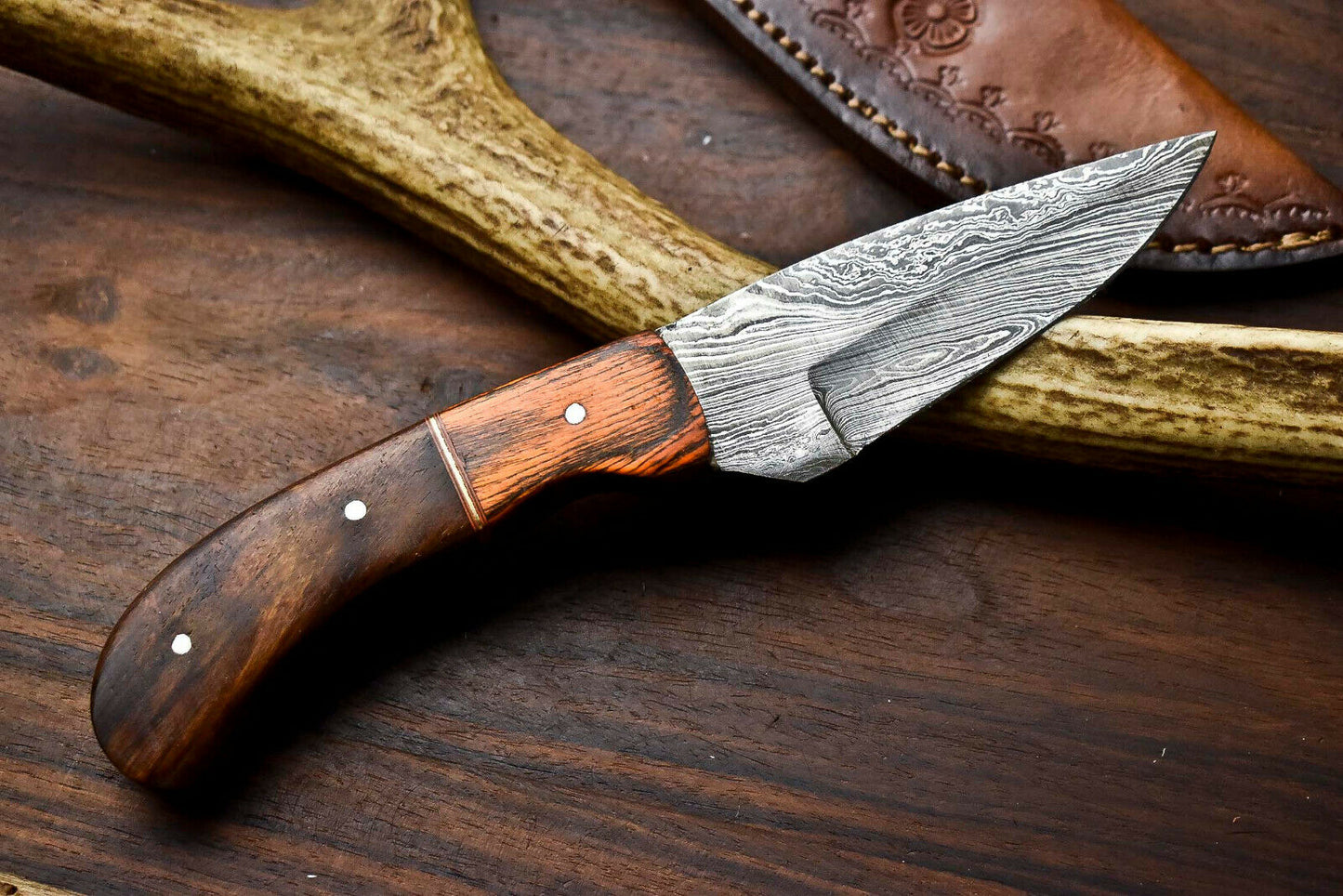 HS-697 Custom Handmade Damascus Steel Skinner Knife - Beautiful Wood Handle