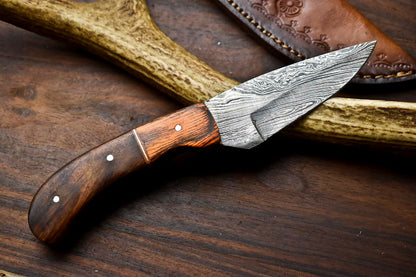 HS-697 Custom Handmade Damascus Steel Skinner Knife - Beautiful Wood Handle