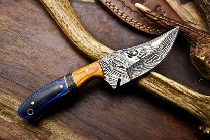 HS-694 Custom Handmade Damascus Steel Skinner Knife - Beautiful Hard Wood Handle