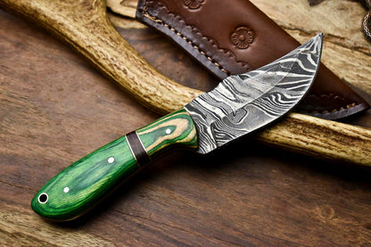 HS-672 Custom Handmade Damascus Steel Skinner Knife - Beautiful Hard Wood Handle