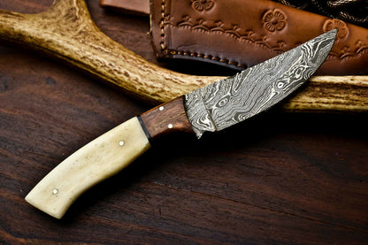 HS-625 Handmade Damascus Skinning Blade Camping Full Tang Knife
