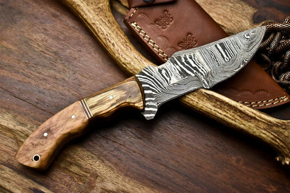 HS-922 | Custom Handmade Damascus Steel Tracker Knife - Beautiful Wood Handle
