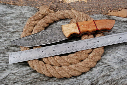 HS-505 Custom Handmade Damascus Skinner/Hunting Knife With Wood Handle
