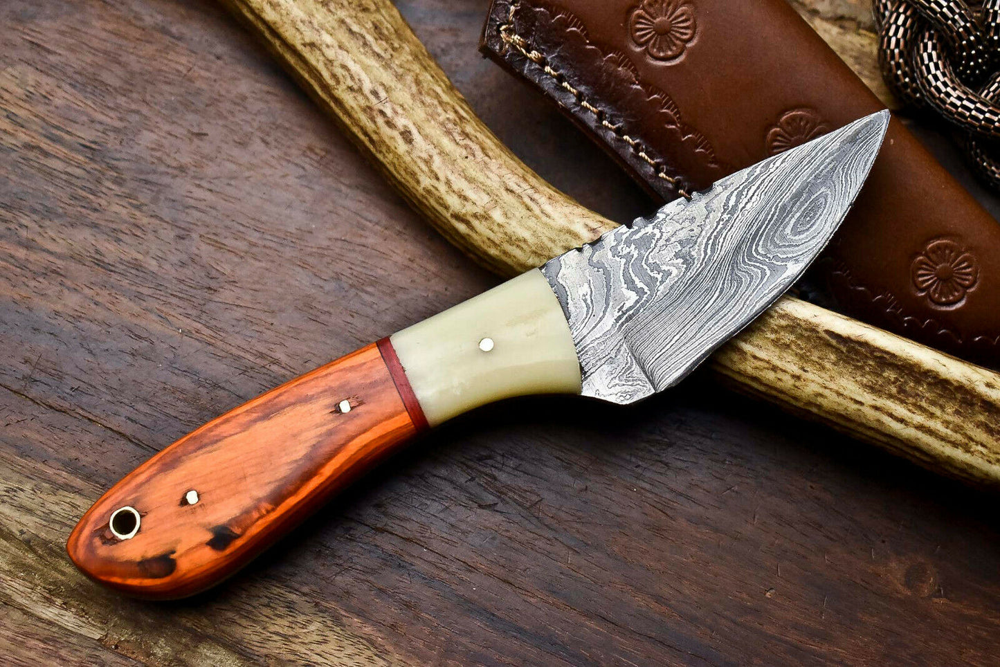 HS-684 Custom Handmade Damascus Steel Skinner Knife - Beautiful Bone Wood Handle