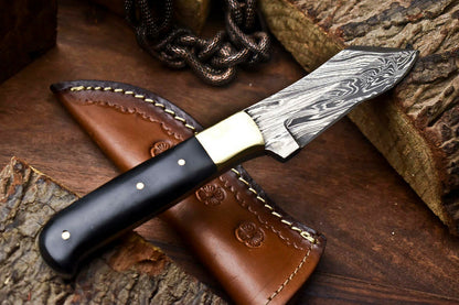 HS-706 Custom Handmade Damascus Steel Skinner Knife - Beautiful Resin Handle