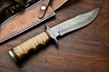 HS-331 | Custom Handmade Damascus Steel Hunitng/Bowie Knife - Leather Handle