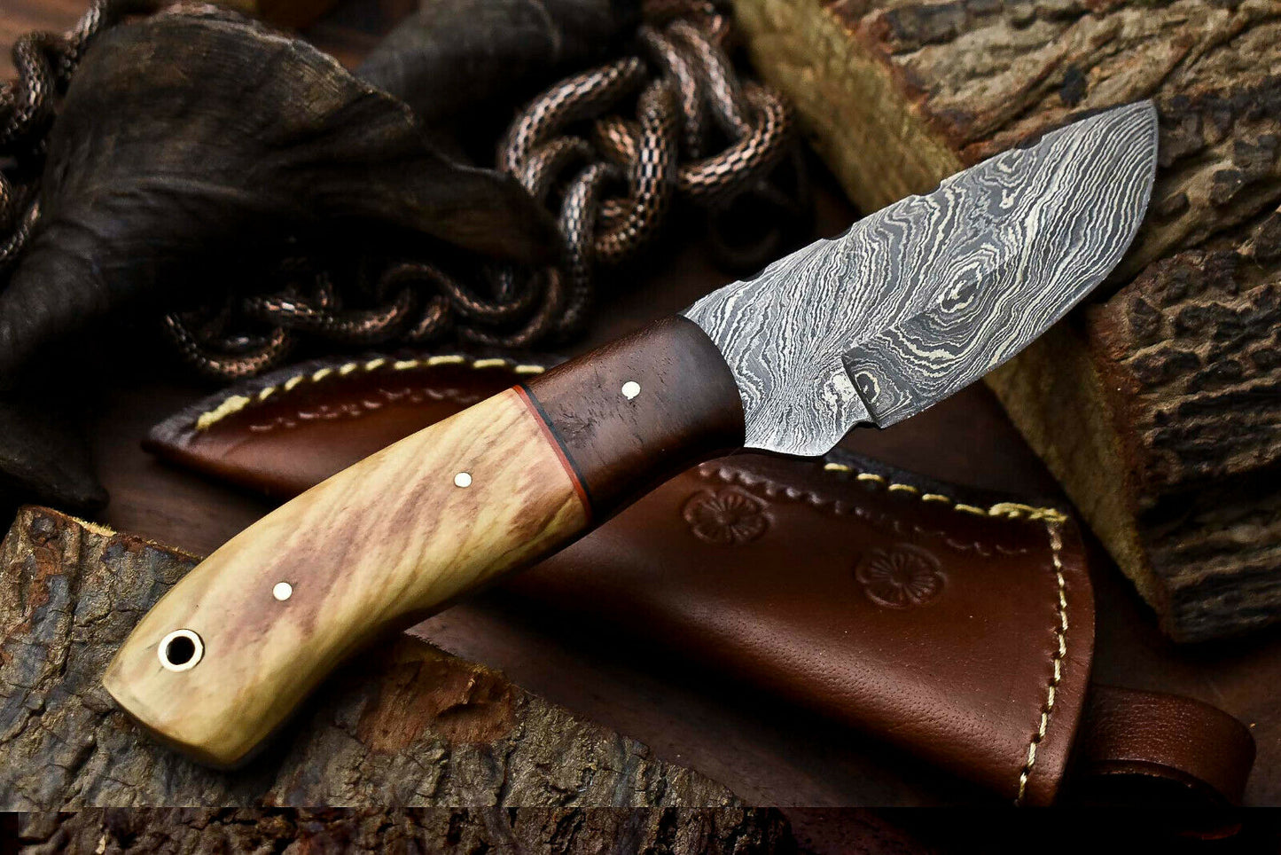 HS-653 Custom Handmade Damascus Hunting Skinning Blade Hunter Camping Full Tang Knife