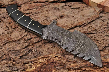 HS-937 Custom Handmade Damascus Tracker-Hunting Knife With Buffalo Horn Handle
