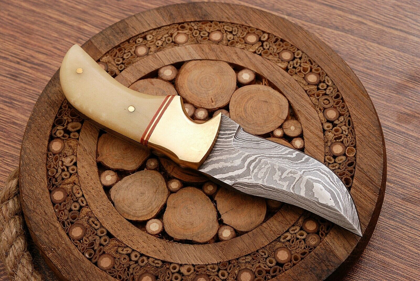 HS-759 Custom Handmade Damascus Steel Skinner Knife 5.5 inch Overall And Camel Bone Handle