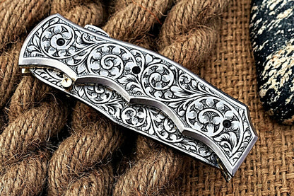 Custom Hand Engraved Folding-Pocket Knife Life Time Used With Engraved Handle