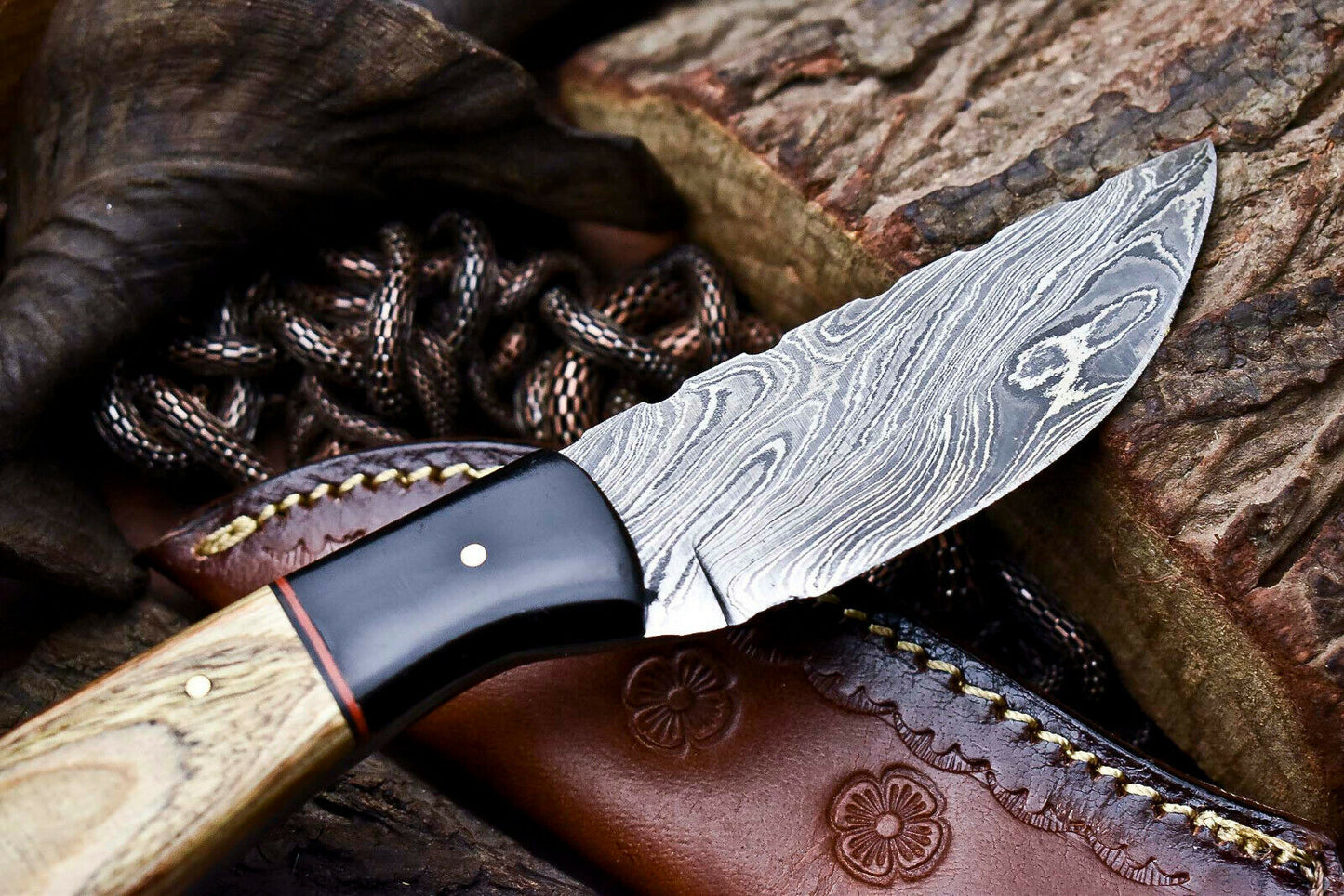 HS-701 Custom Handmade Damascus Steel Skinner Knife - Beautiful Wood Handle