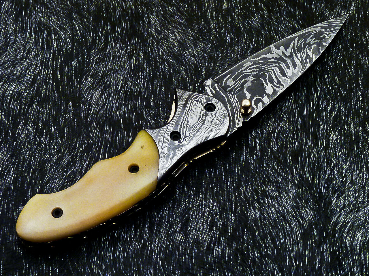 Damascus Liner Lock Folding Knife – Camel Bone | Twist Blade | HS-1124