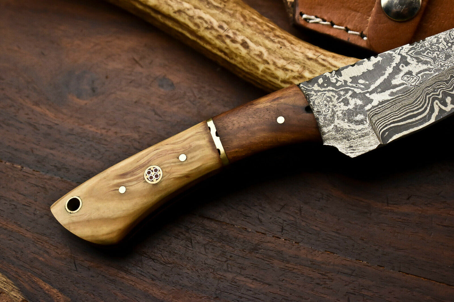 HS-723 Custom Handmade Damascus Steel Skinner Knife - Wood Handle