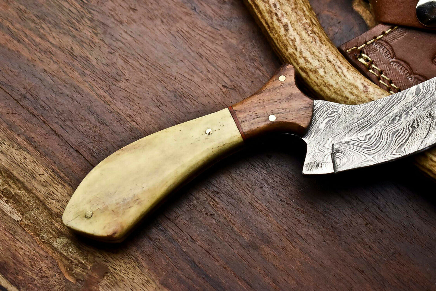 HS-406 | Custom Handmade Awesome Camel Bone Handle Damascus Steel Hunting Knife - Great Price