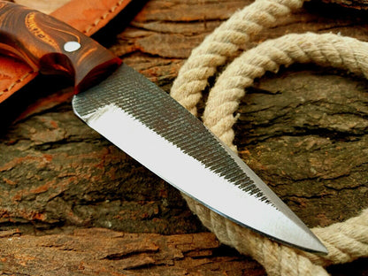 HS-590  Custom Handmade Damascus Skinner knife with wood handle