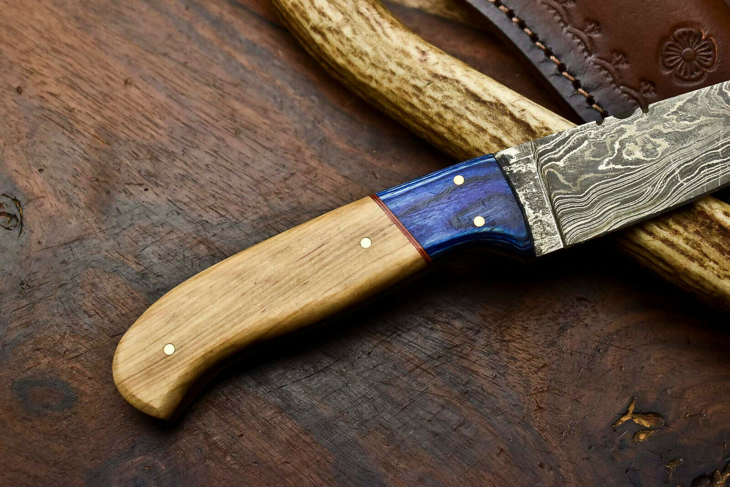 HS-619 Handmade Damascus Skinning Blade Camping Full Tang Knife