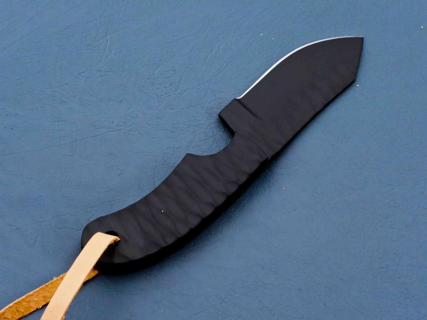HS-951 Hand Forged J2 Steel Bull Cutter Knife – Deep Grip Handle, Ceramic Blade