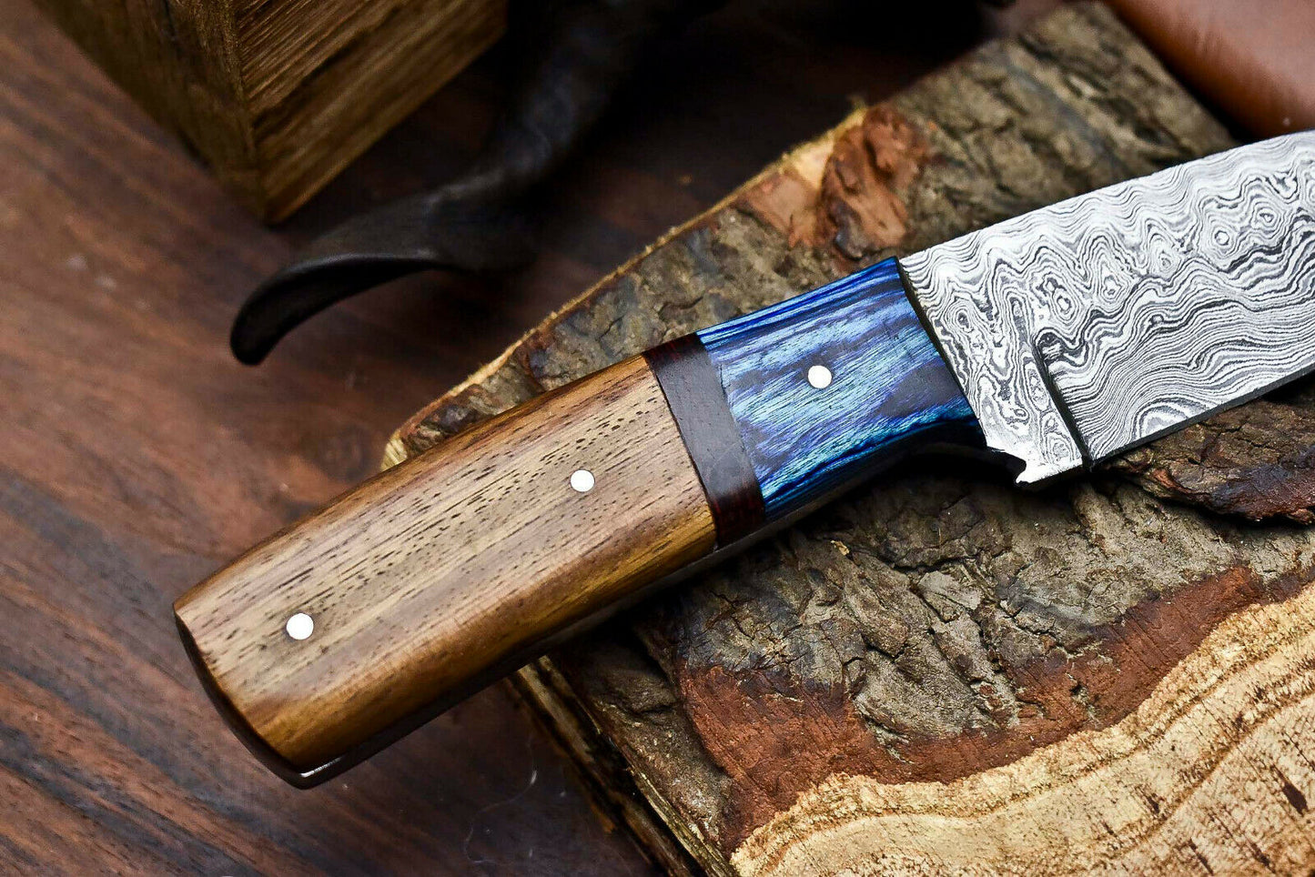 HS-699 Custom Handmade Damascus Steel Skinner Knife - Beautiful Wood Handle