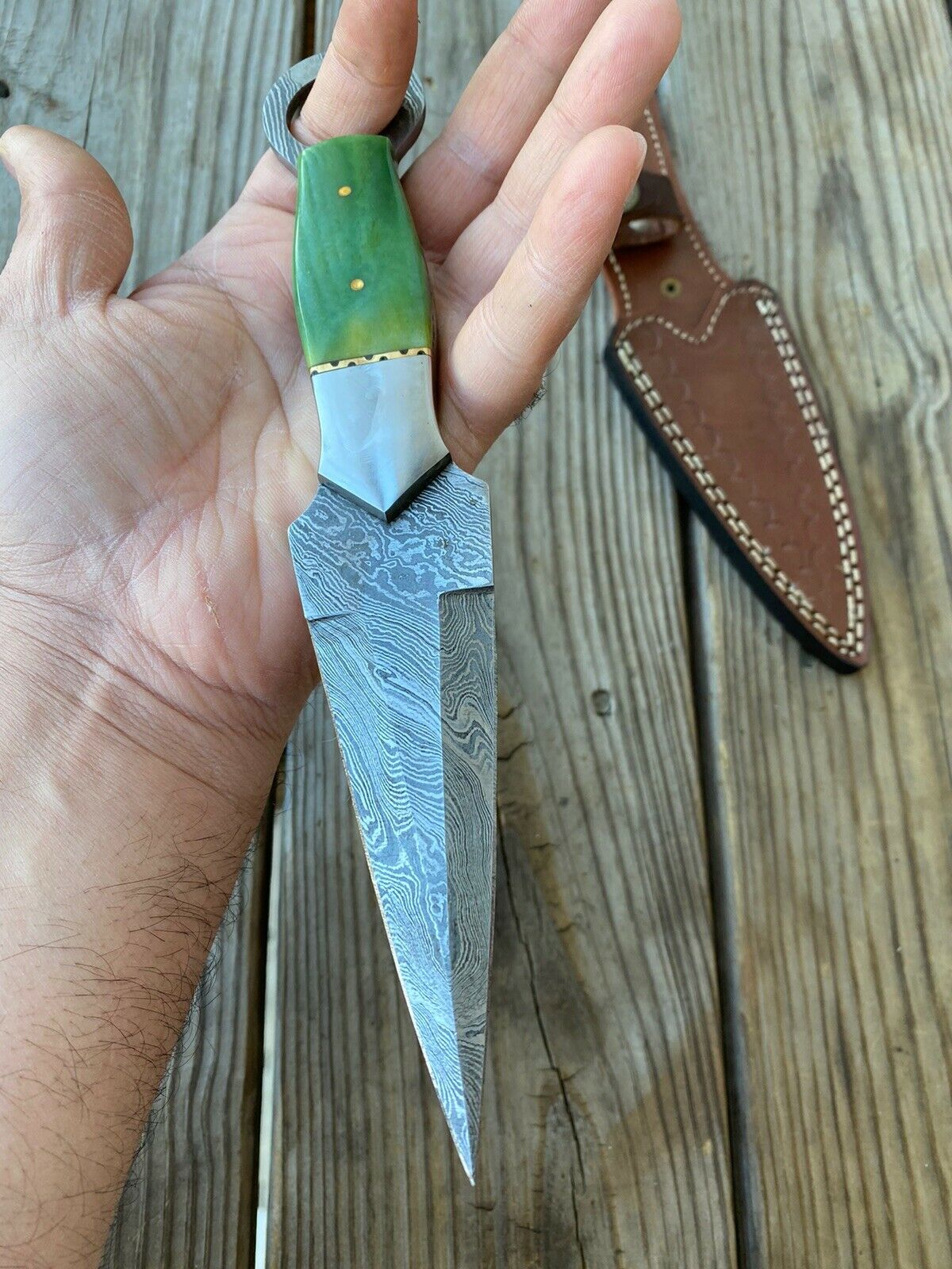 HS-865 Custom Handmade Damascus Steel Dagger Green Handle Knifery - Awesome Price