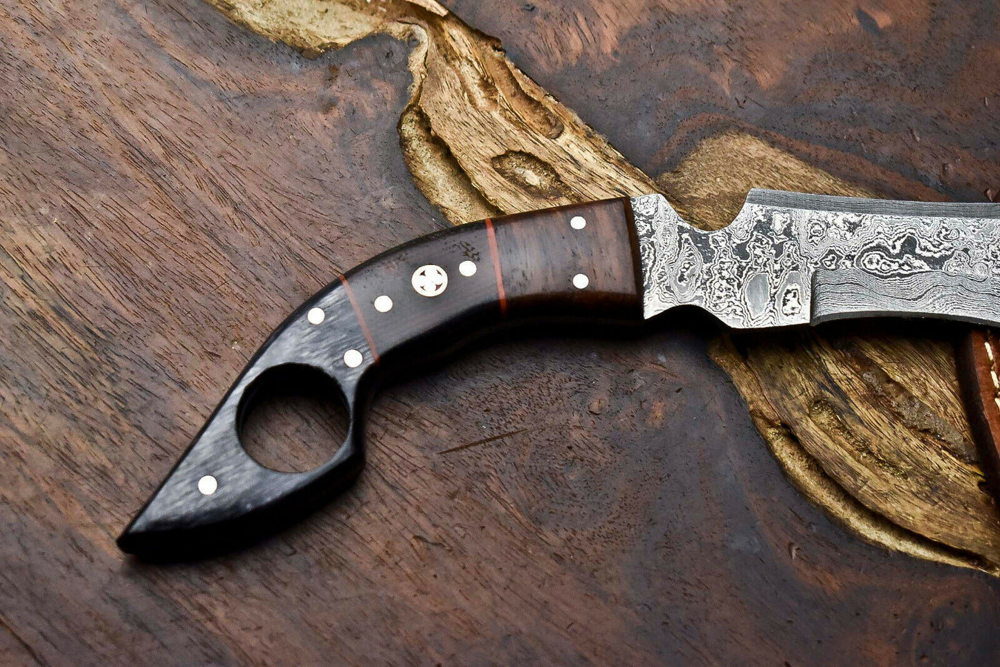 HS-899 Handmade Damascus Hunting Blade Karambit Full Tang Knife