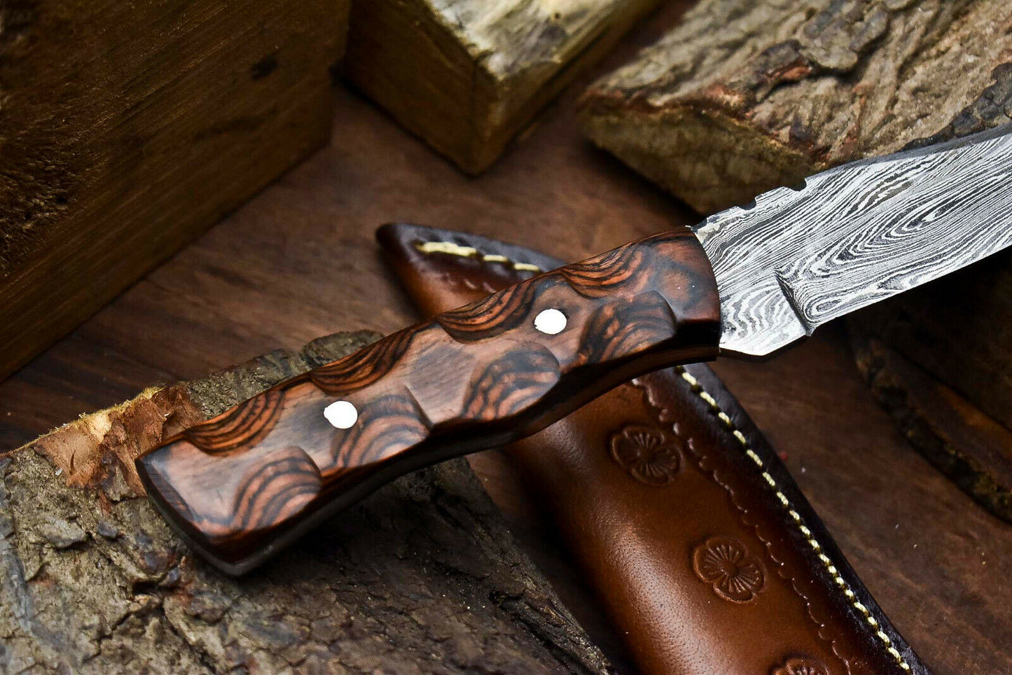 HS-656 Custom Handmade Damascus Hunting Skinning Blade Hunter Camping Full Tang Knife