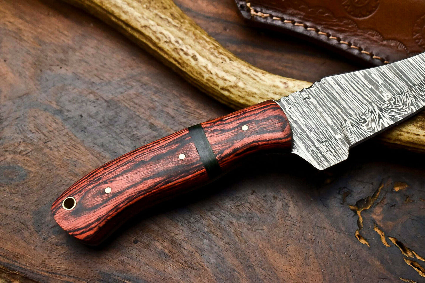 HS-596 Handmade Damascus Skinning Blade Camping Full Tang Knife