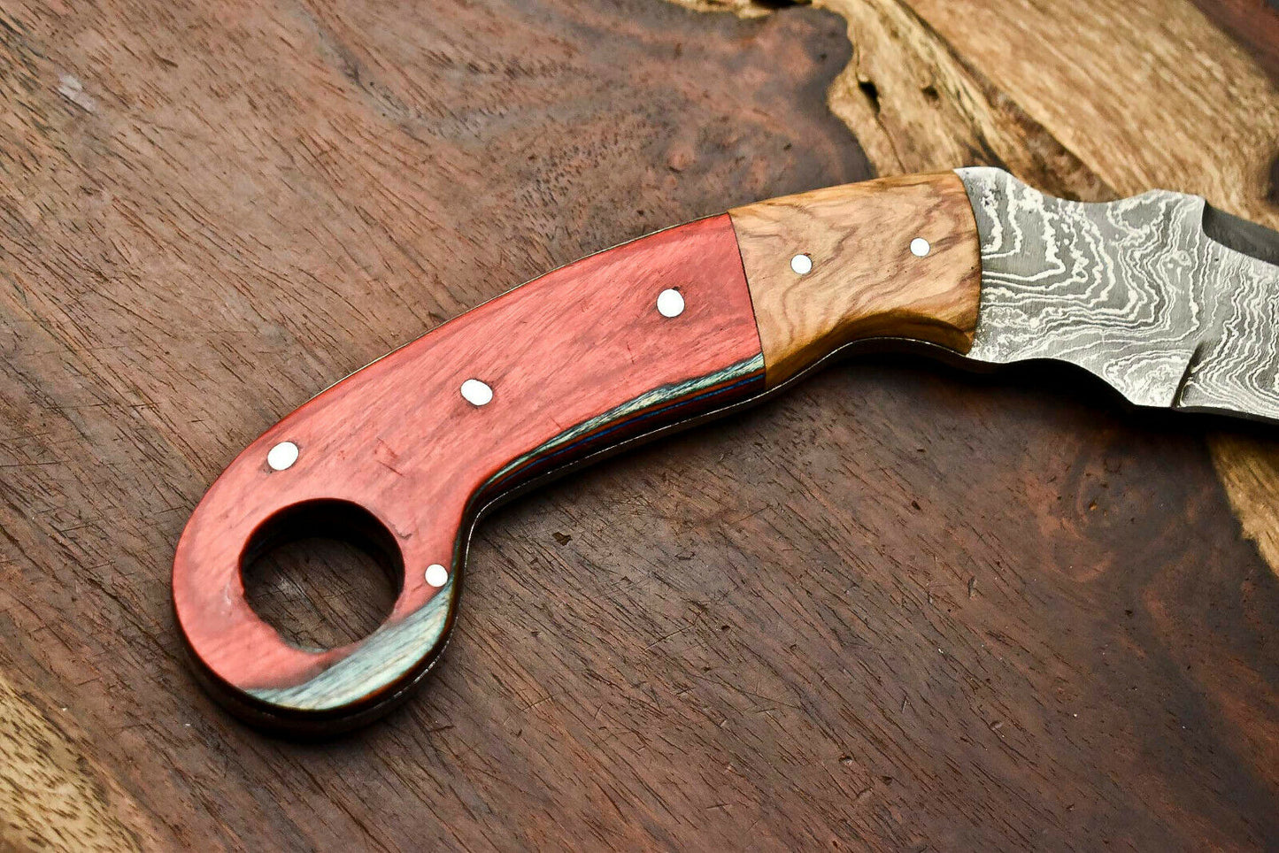 HS-905 Custom Handmade Damascus Hunting Blade Karambit Camping Full Tang Knife