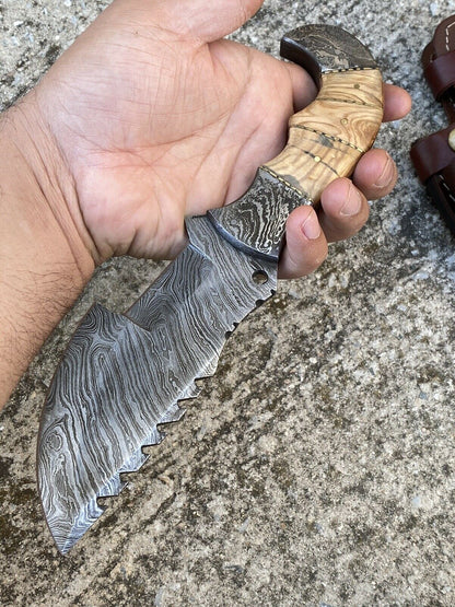 HS-929 Custom Handmade Damascus Steel Tracker/Hunting Fix knife - Wood Handle