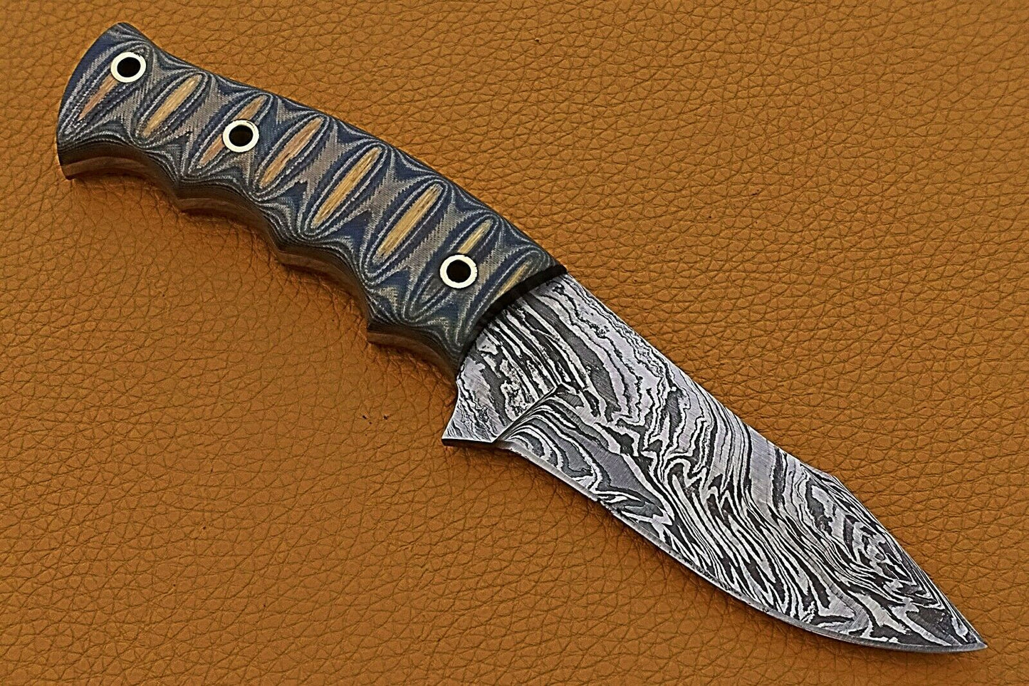 HS-740 Custom Handmade Damascus Steel Skinner Knife With Black Sheet Handle