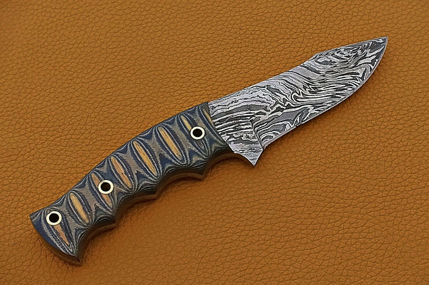 HS-740 Custom Handmade Damascus Steel Skinner Knife With Black Sheet Handle
